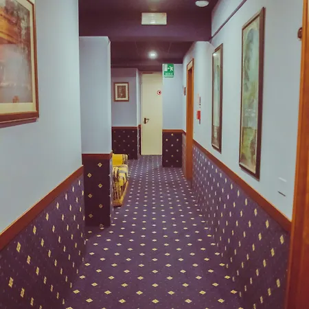 Отель Laerte Palace Мольяно-Венето